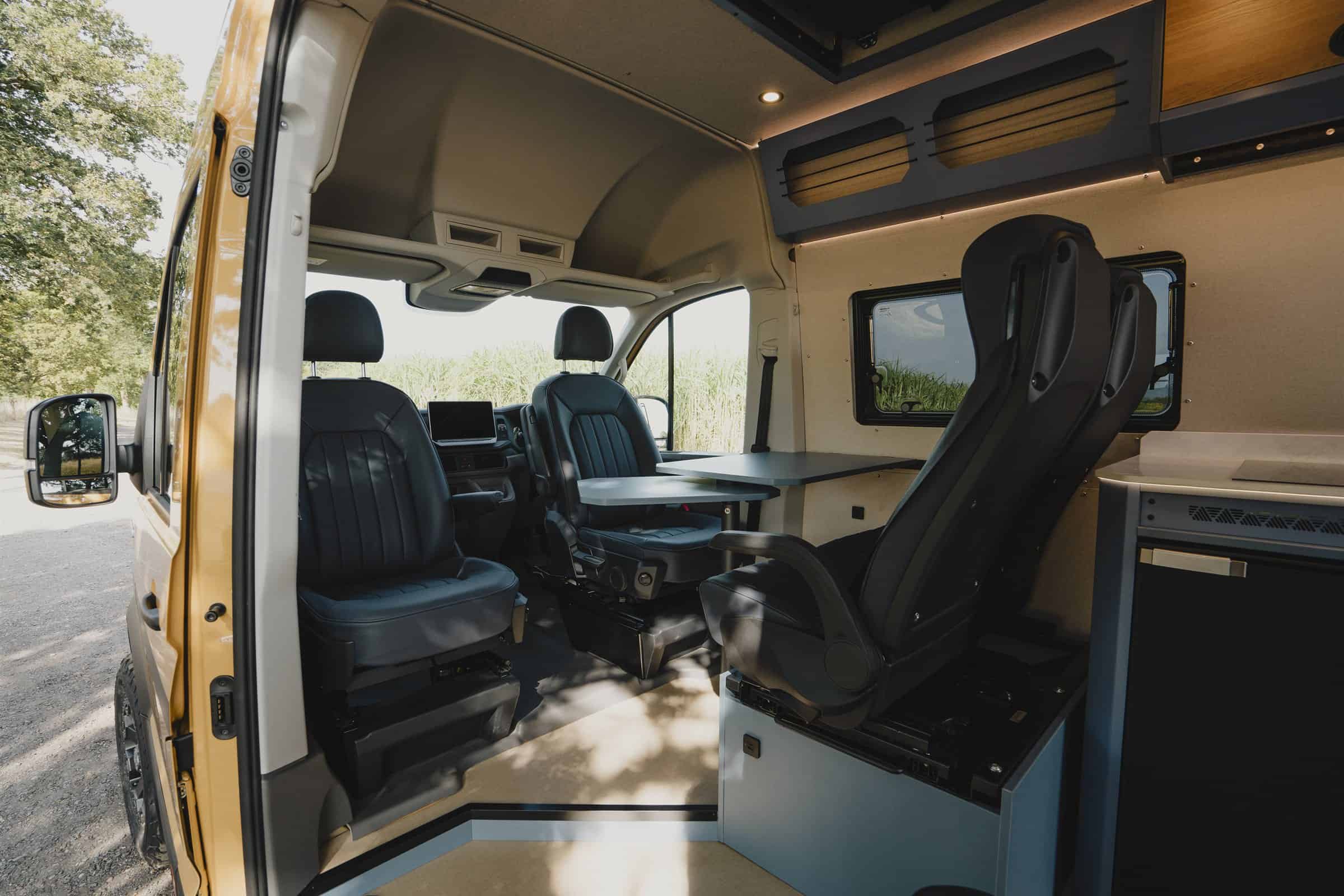 The cab seats swivelled round to the table in the Onyx Outpost