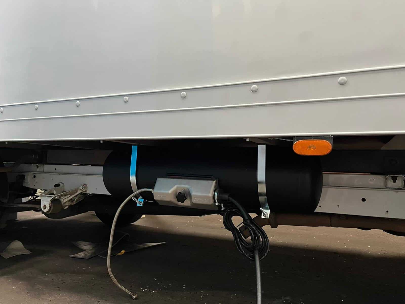 Underslung LPG tank fitted beneath a Luton van
